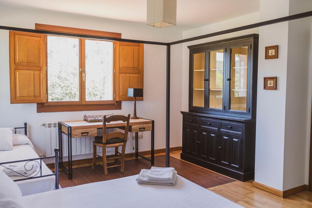 Casa Rural En Plena Naturaleza, Playa, Senderismo Villahormes ภายนอก รูปภาพ